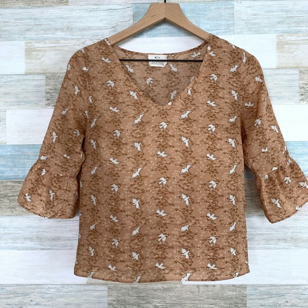 Urban Outfitters Pins & Needles Bird Prairie Print Blouse Tan Pleated Womens XS